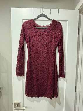 Sequin Burgundy Lace Long-Sleeve Dress